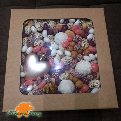 Подарочная насыпная коробка с орехами и конфетами в Курске
